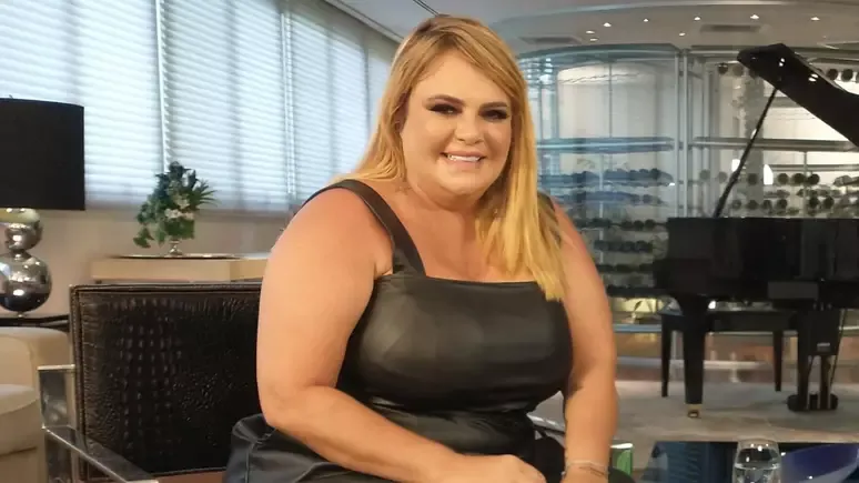 Valentina Francavilla Revela Transformação Após Perda de 30 kg e Desafios Pessoais