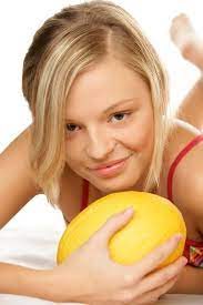 🍈 Melão e Seus Benefícios Para a Saúde da Mulher: Veja Quantos Comer Por Dia