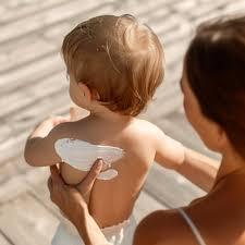 Anti protetor solar: os riscos da trend viral da Geração Z