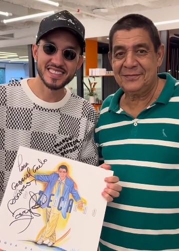 ‘Não fica grelado’: Zeca Pagodinho encontra Grelo e não se segura