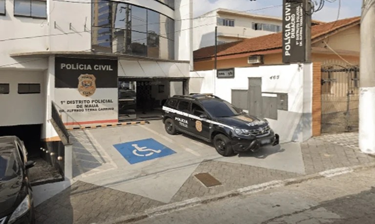 Mulher idosa acamada falece em incêndio residencial