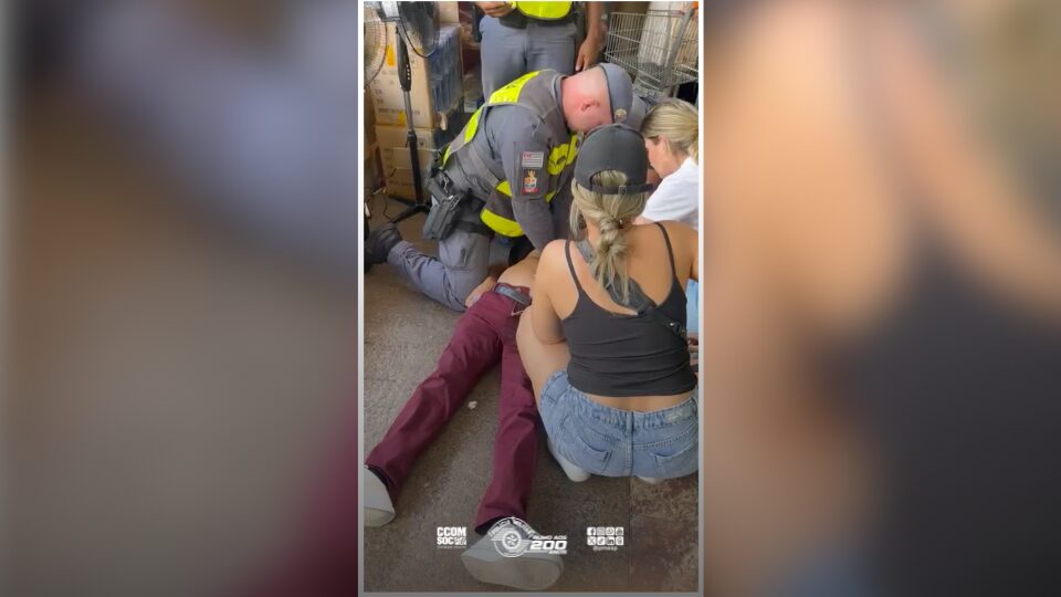 Policiais militares salvam vida durante Atividade Delegada na Rua 25 de Março