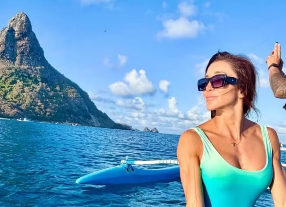 Vídeo mostra momento em que turista é atacada por tubarão; veja