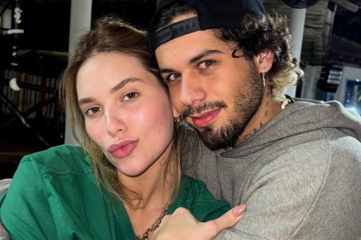 Zé Felipe surge com objeto ligado a Virginia e detalhe chama atenção dos fãs