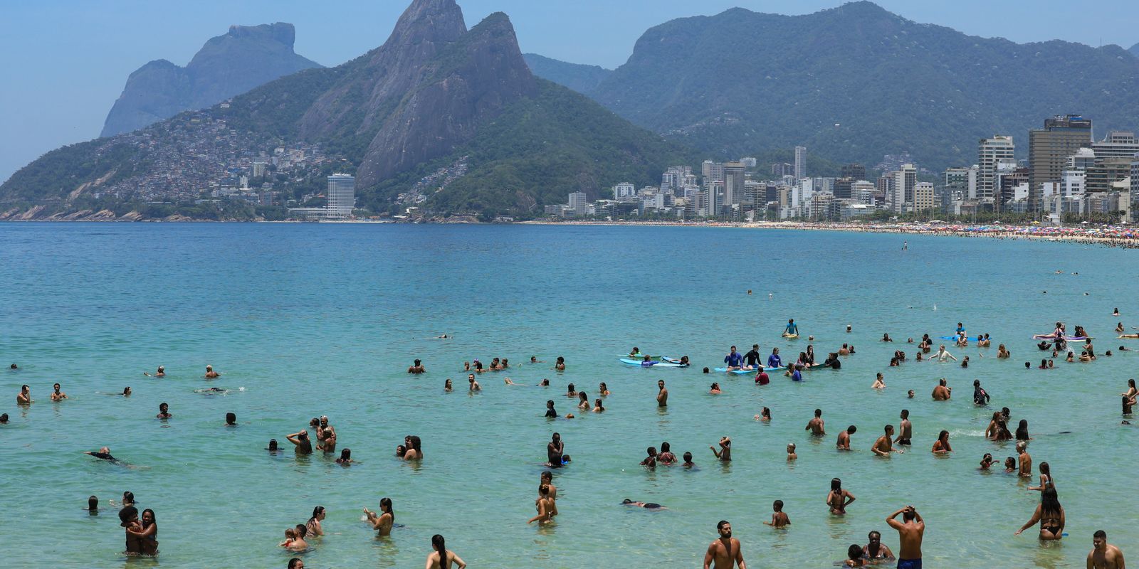 Salva-vidas do Rio de Janeiro resgatam 453 pessoas no Carnaval