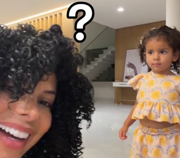 Evelyn Regly adota cachos para se conectar com a filha e reação viraliza