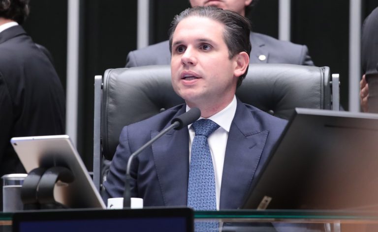 Motta celebra aprovação de lei antifacção e projeta votação da PEC da segurança pública