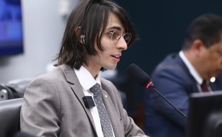 Projeto visa implementar câmeras e capacitação contra a violência de gênero no transporte público