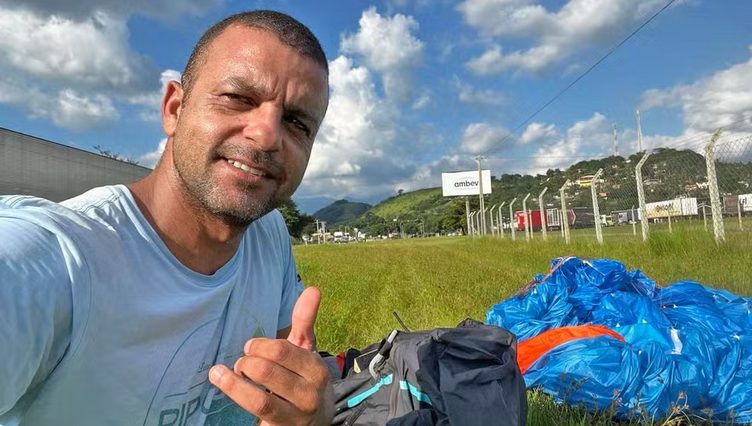 Acidente de asa-delta no Rio resulta em óbito e deixa passageira gravemente ferida