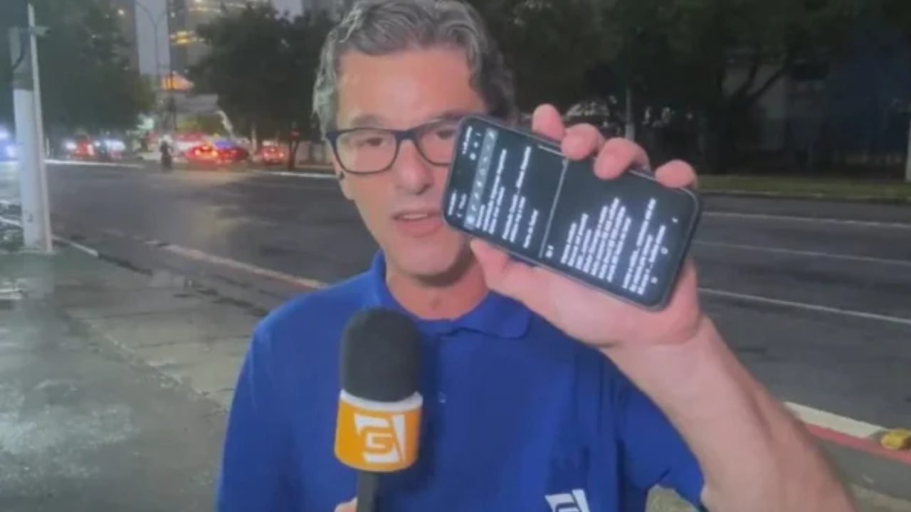 Repórter reage a tentativa de assalto durante transmissão ao vivo