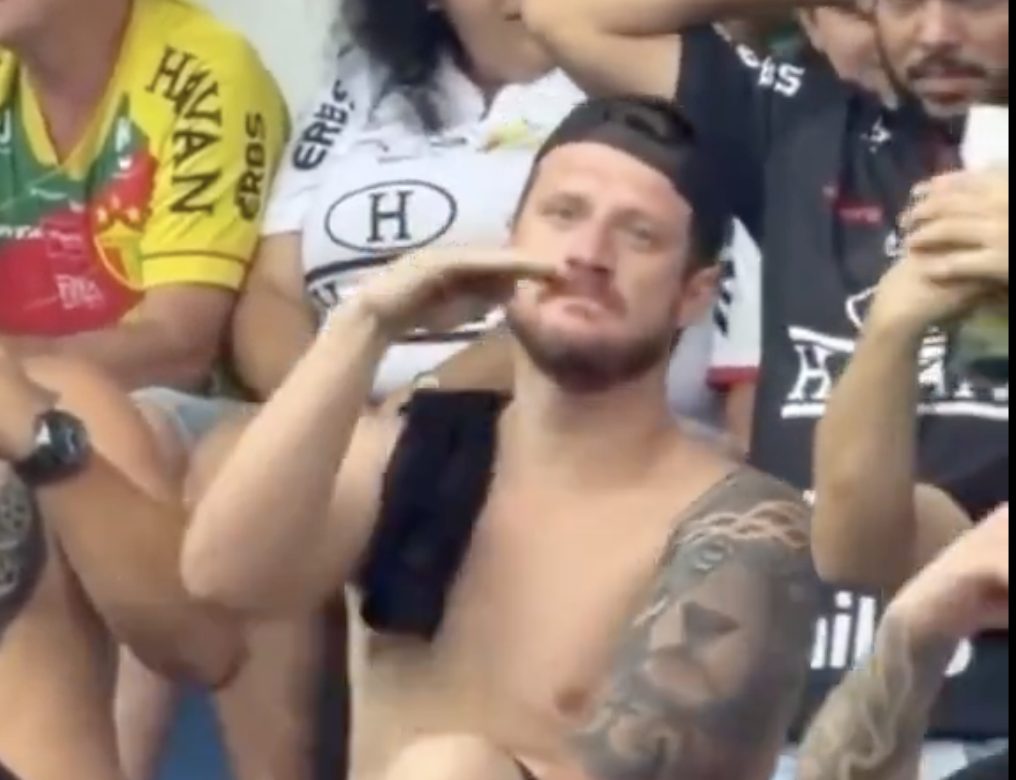 Torcedor do Brusque imita queda de avião em partida contra Chapecoense e causa indignação online