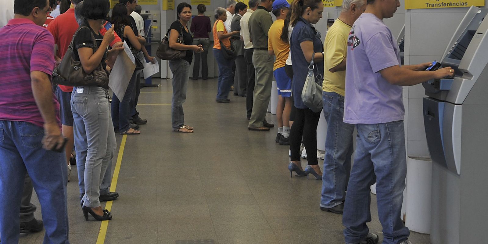 Saiba como verificar a solidez financeira do seu banco com informações oficiais