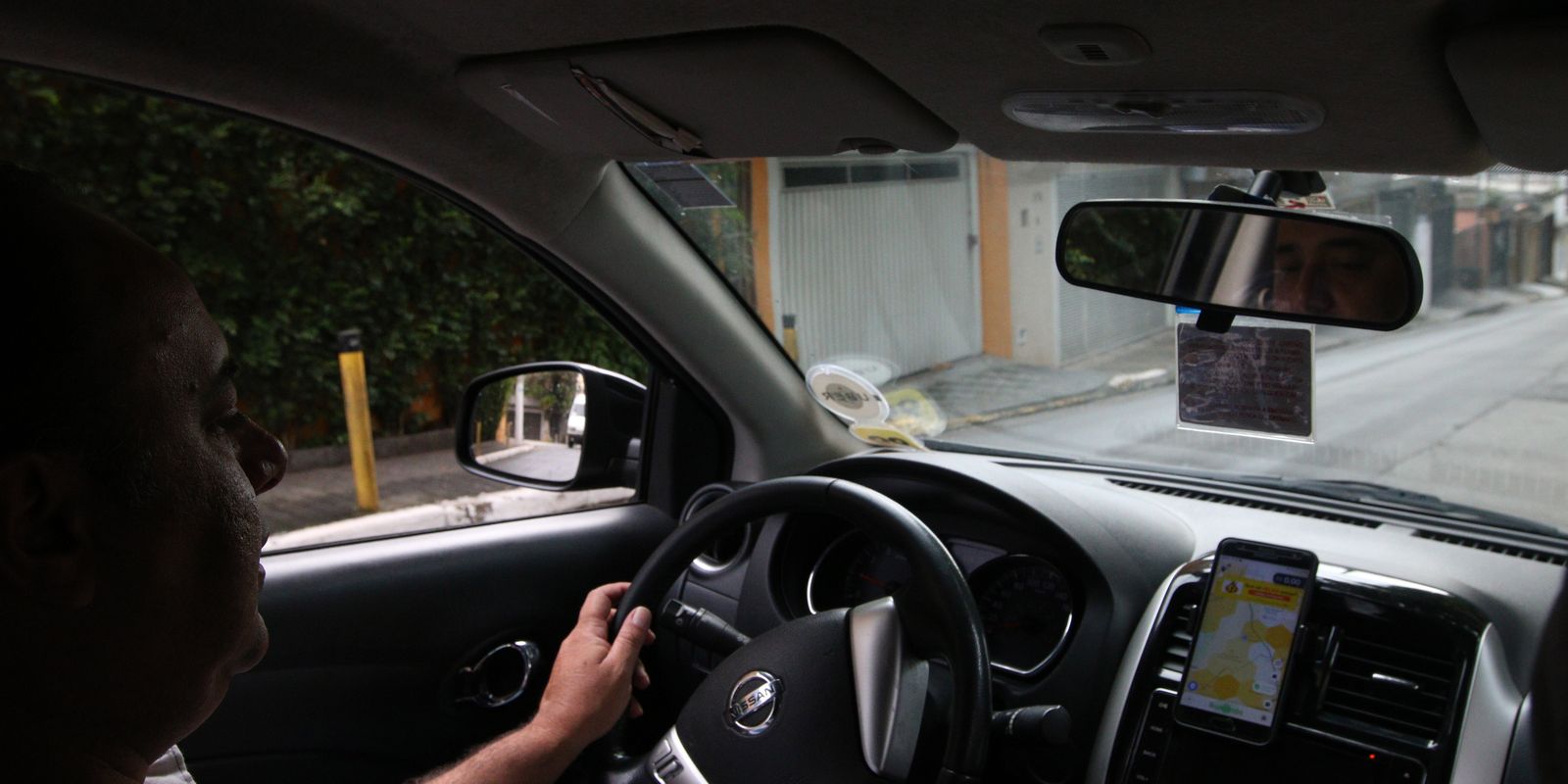 Plataformas digitais serão obrigadas a discriminar custos de viagens para usuários