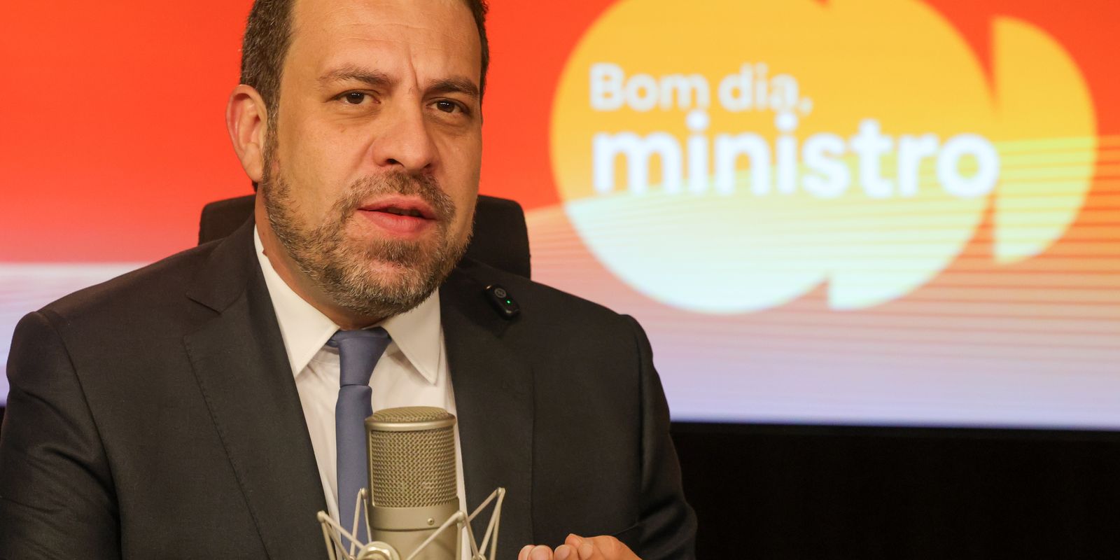 Boulos: governo enviará projeto de urgência sobre 6x1 se houver demora no Congresso