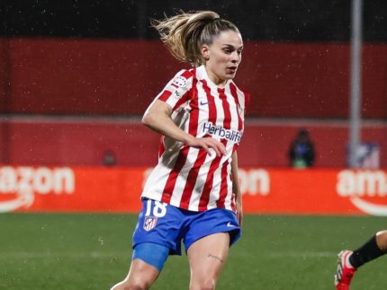 Gio Queiroz, campeã pela seleção, enfrenta acusação de racismo na Espanha