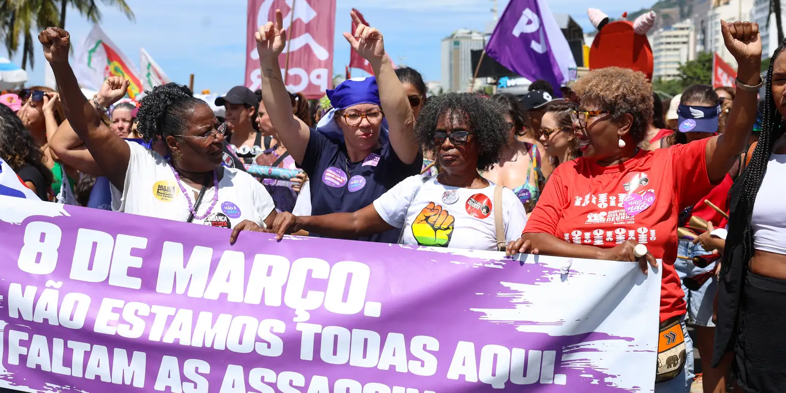 Canais misóginos no YouTube acumulam mais de 130 mil vídeos