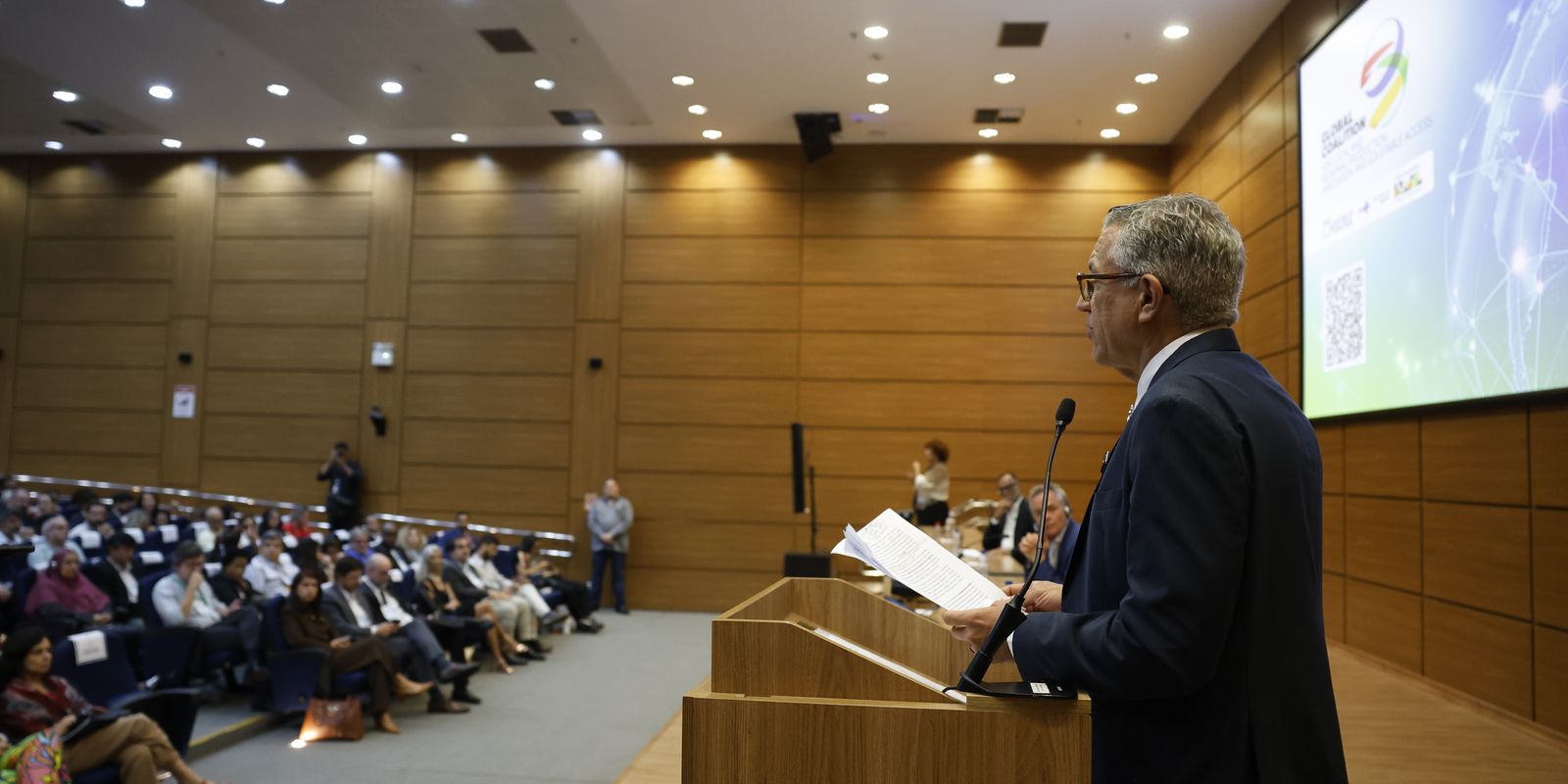 Enfrentamento da dengue marca o início das atividades de coalizão mundial de saúde