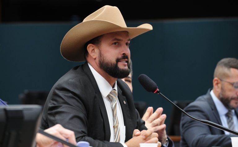 Comissão aprova destinação de 30% dos fretes da União a caminhoneiros autônomos