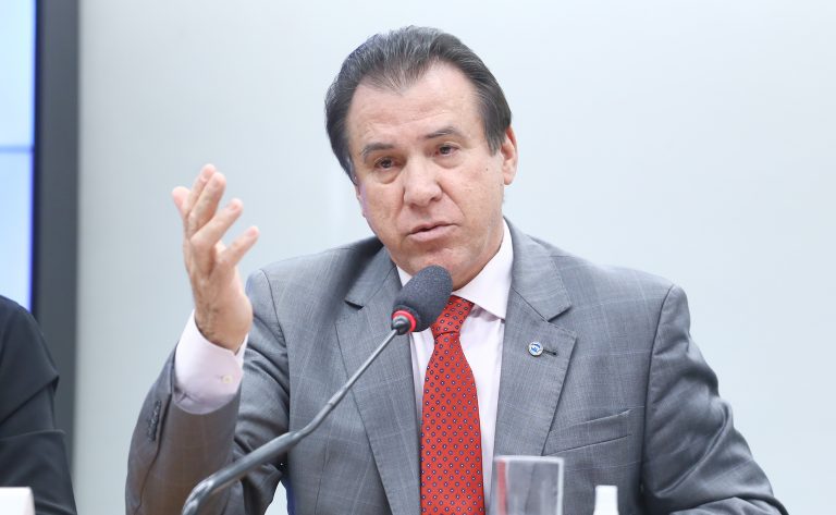 Comissão da Câmara discute com Luiz Marinho o fim da escala 6x1 e a diminuição da jornada laboral