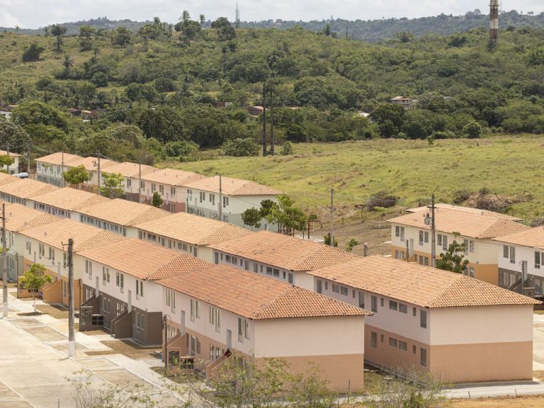 Comissão debate projeto que visa endurecer punições por atrasos no Minha Casa, Minha Vida