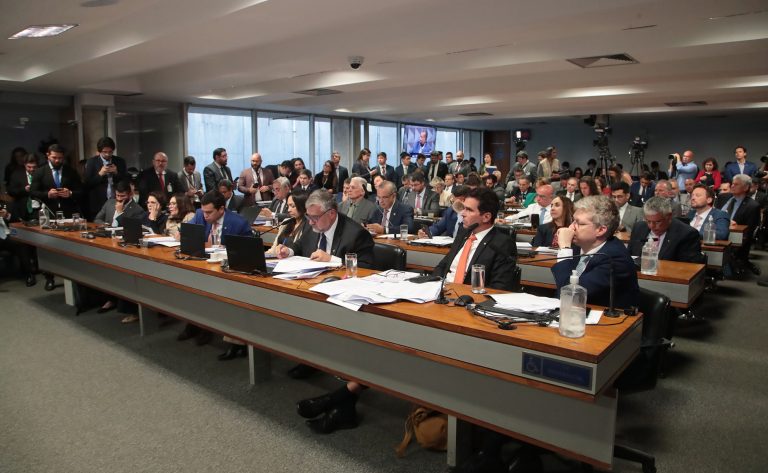 CPMI do INSS suspende depoimento de ex-presidente da Contag