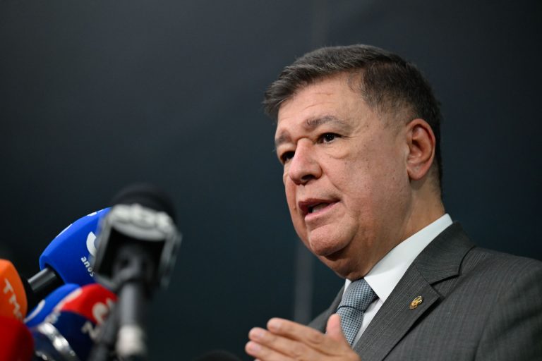 CPMI do INSS pauta votação de convites para Gabriel Galípolo e Roberto Campos Neto