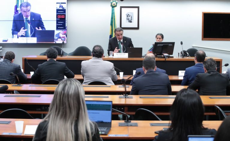 Parlamentar cobra solução para cobranças indevidas em pedágio eletrônico