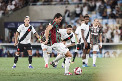 Em clássico emocionante, Fluminense empata com o Vasco e avança à final do Cariocão