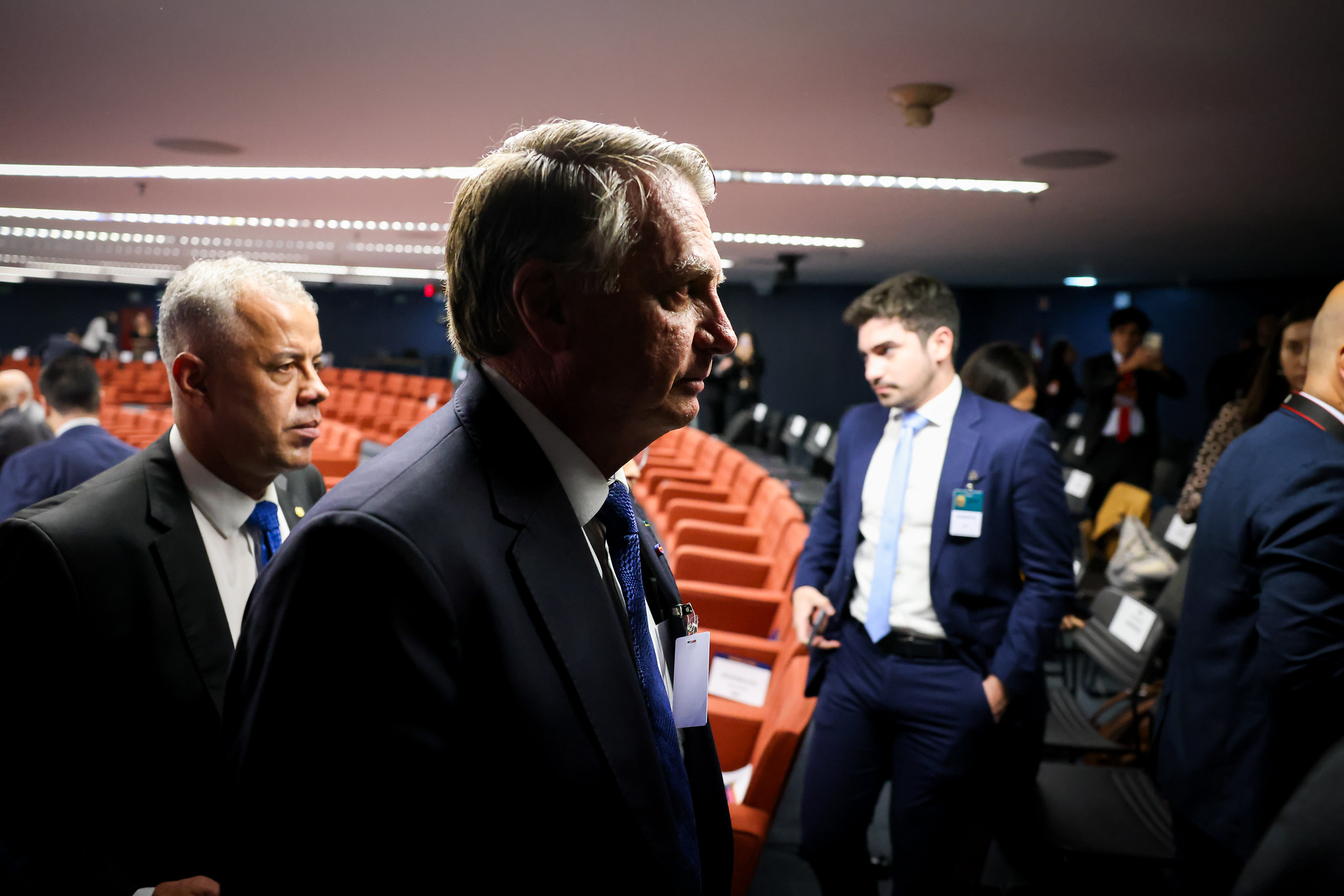 Jair Bolsonaro defende Michelle em carta após ataques da própria direita
