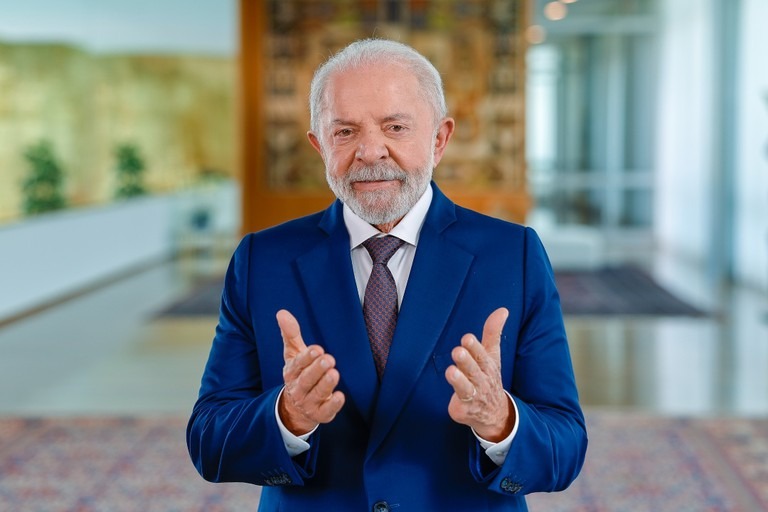 Presidente Lula destaca urgência do combate ao feminicídio em discurso pelo Dia da Mulher