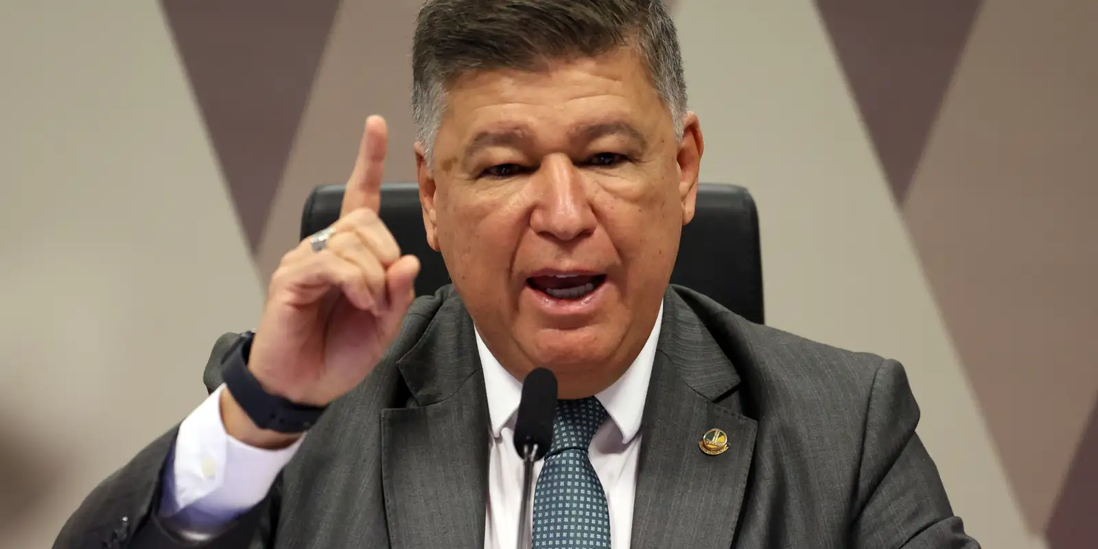 Polícia Legislativa apura vazamento de informações de banqueiro