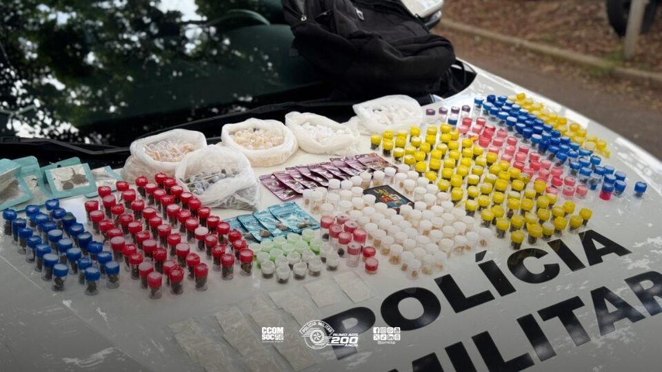 Polícia Militar apreende mais de mil porções de entorpecentes em viela na zona oeste de São Paulo