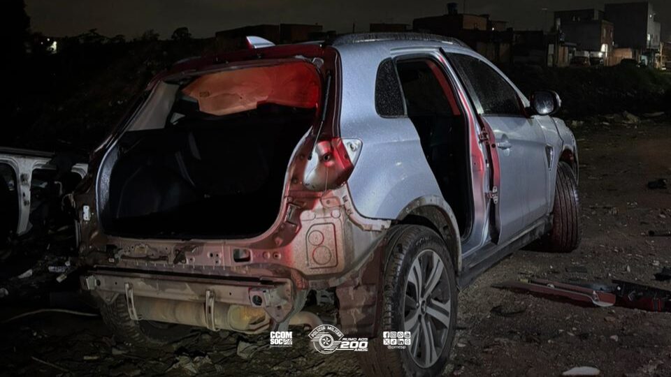 Polícia Militar apreende suspeito desmontando carro roubado na zona leste de São Paulo