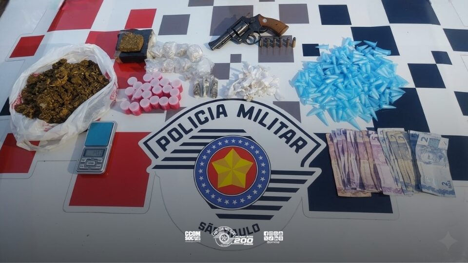 Polícia Militar detém indivíduo por tráfico e posse ilegal de arma em Cruzeiro, SP