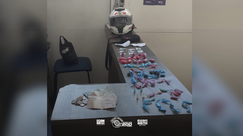 Polícia militar detém indivíduo por tráfico de drogas em Mogi das Cruzes