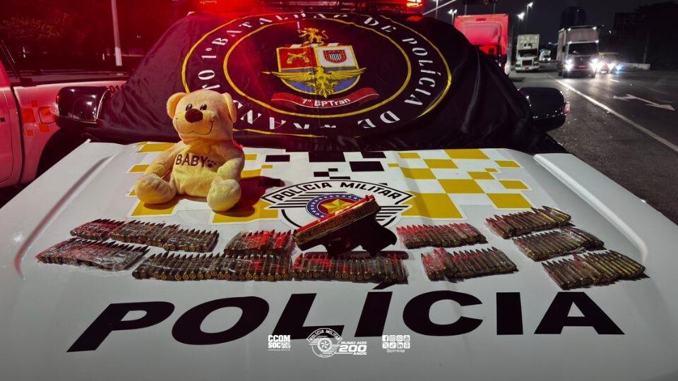 Polícia Militar detém mulher com pistola e munições restritas em operação na Marginal Tietê