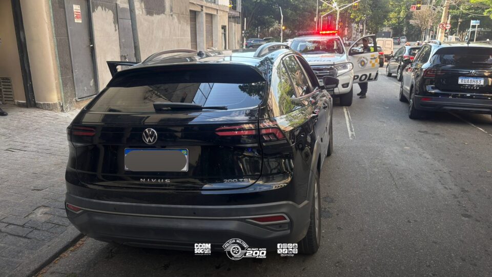 Policiamento de trânsito recupera carro roubado e detém motorista por adulteração e receptação em Itaim Bibi