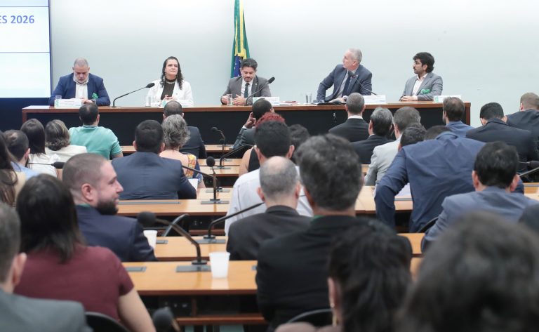 Executivo propõe mudanças no orçamento de 2026 para reestruturar a Receita Federal
