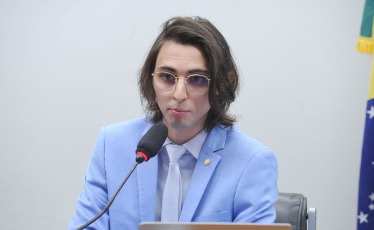 Empresas podem ser obrigadas a emitir contracheque digital