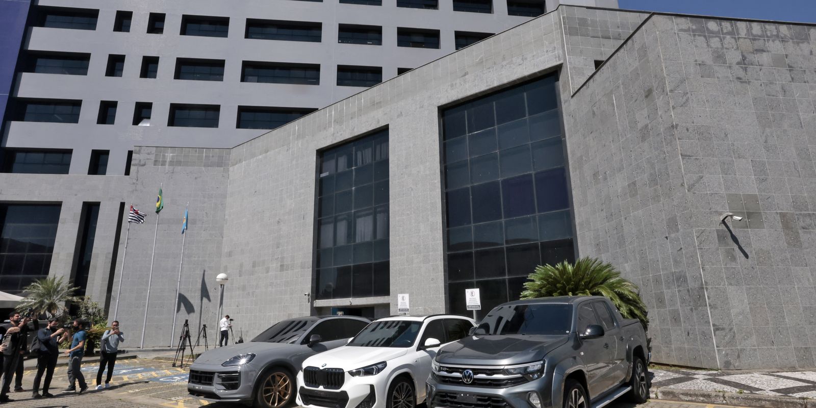 Polícia Federal captura influenciadores ligados à lavagem de dinheiro