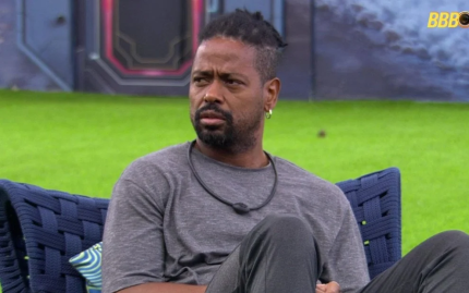 Participante do 'BBB26' tenta apertar botão de desistência e é chamado ao confessionário