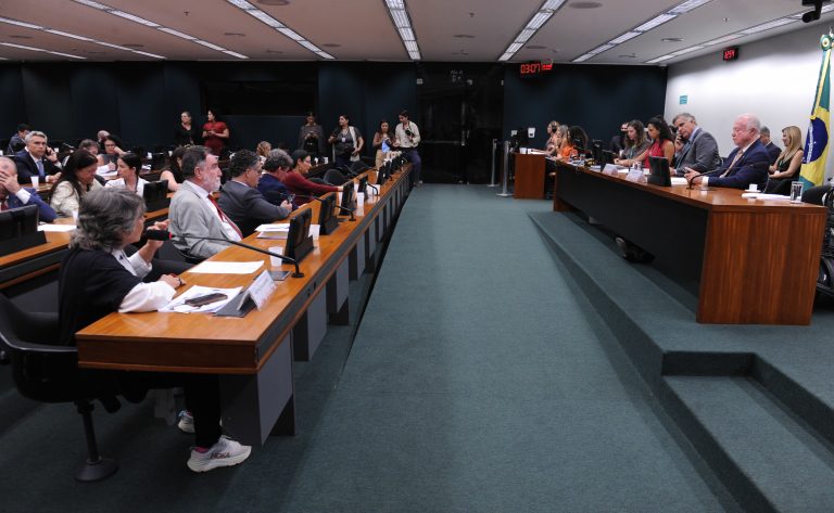 CCJ aprova concessão do título de patrimônio público da saúde ao Inca