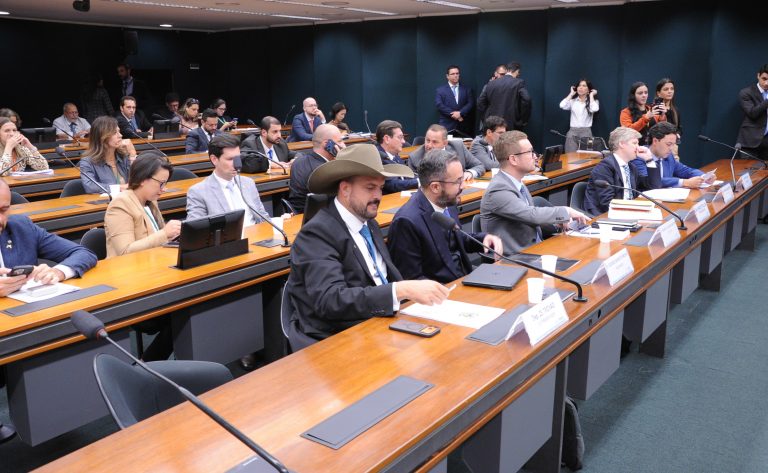 Conselho de Ética da Câmara vota representações contra deputado Marcos Pollon