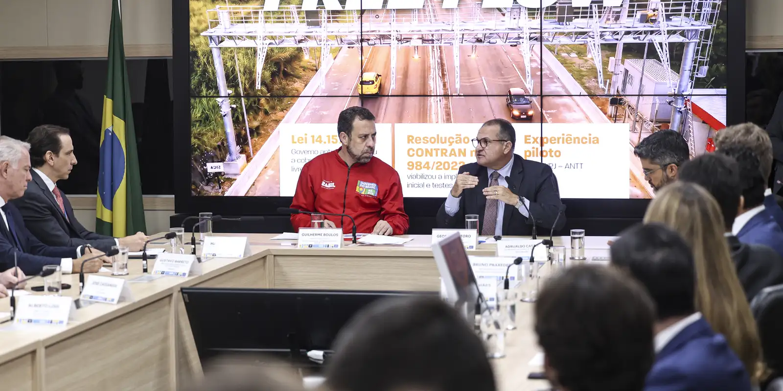 Governo suspende 3,5 milhões de multas por não pagamento de pedágio