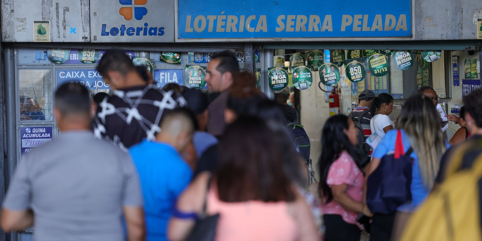 Mega-Sena acumula e prêmio principal atinge R$ 52 milhões