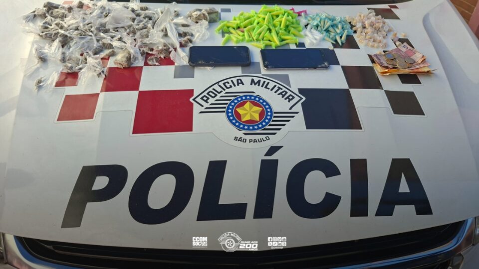 Polícia Militar prende trio por tráfico de drogas em Cachoeira Paulista, SP