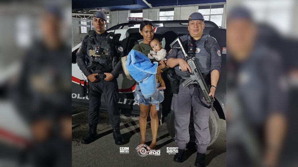 Polícia Militar resgata bebê de 7 meses de engasgo em viela no Balneário São José