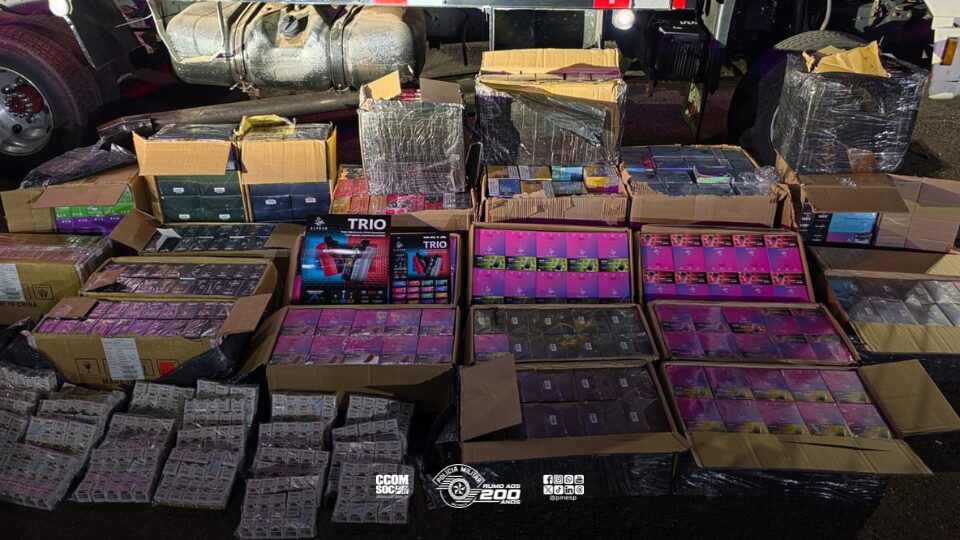 Polícia rodoviária apreende carga milionária de contrabando em Florínea