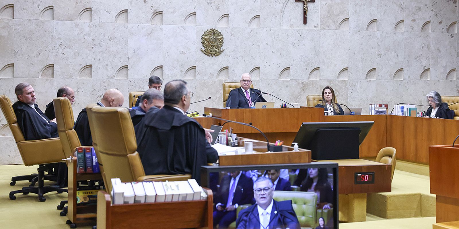 Supremo Tribunal Federal adia decisão sobre eleição para governador do Rio