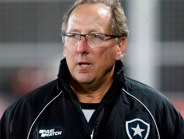 John Textor é afastado da gestão da SAF do Botafogo após decisão arbitral por problemas na governança